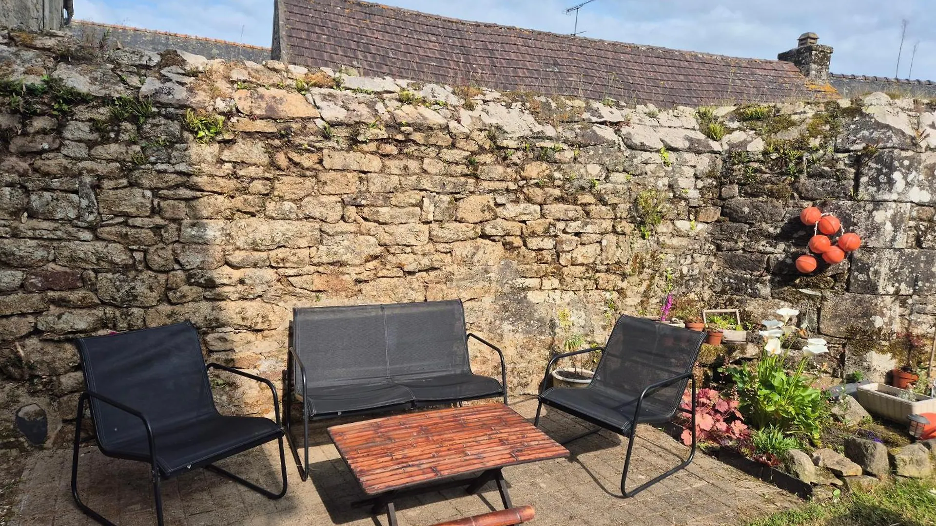 Ti Ar Chorneg, Maison De Vacances Bretagne Entre Mer Et Mont D'Arree Guerlesquin 펜션